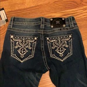 Miss Me Size 25